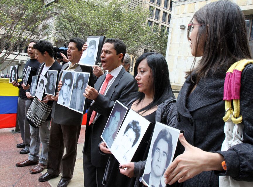 Familiares de víctimas del Palacio de Justicia han buscado verdad y justicia durante cuatro décadas.