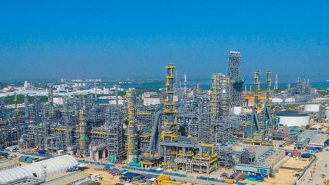 Impuestos y empleos lo que está en riesgo si se frena la operación de la Refinería de Cartagena