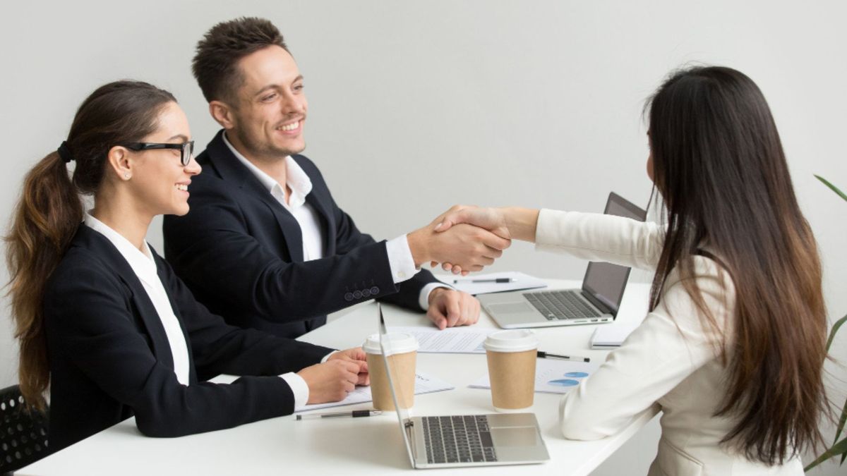 La convocatoria es para diferentes sectores económicos, lo que permite que participen tanto quienes tienen formación técnica o profesional como quienes cuentan con estudios básicos.