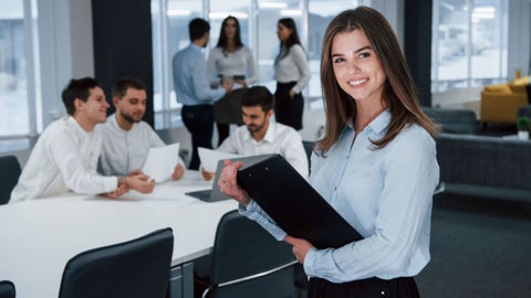 La SDDE recordó que quienes necesiten apoyo durante el proceso pueden acudir a los puntos presenciales de atención de la Agencia Distrital de Empleo.