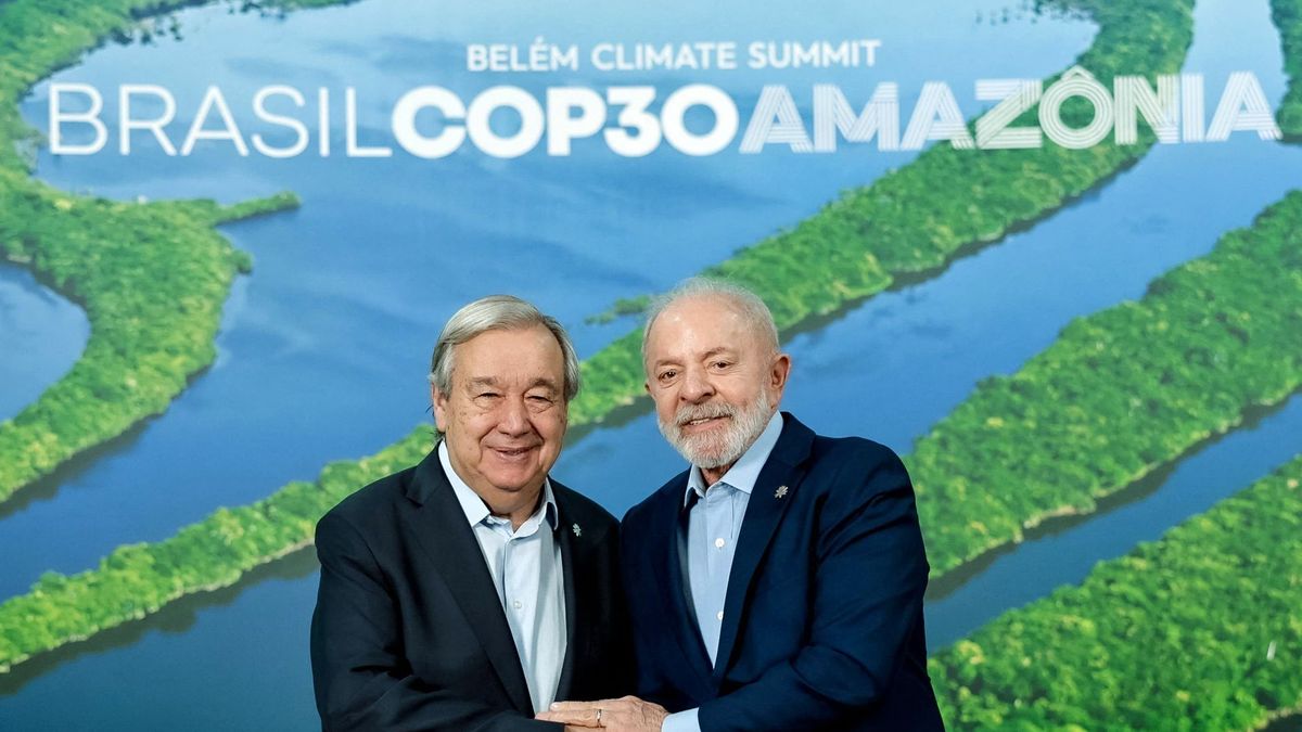 Antonio Guterres, secretario general de la ONU, y Lula da Silva, presidente de Brasil, en la COP30