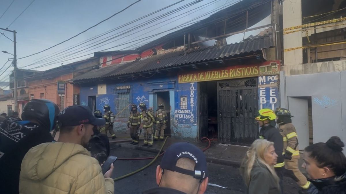 Incendio en las Cruces, centro de Bogotá