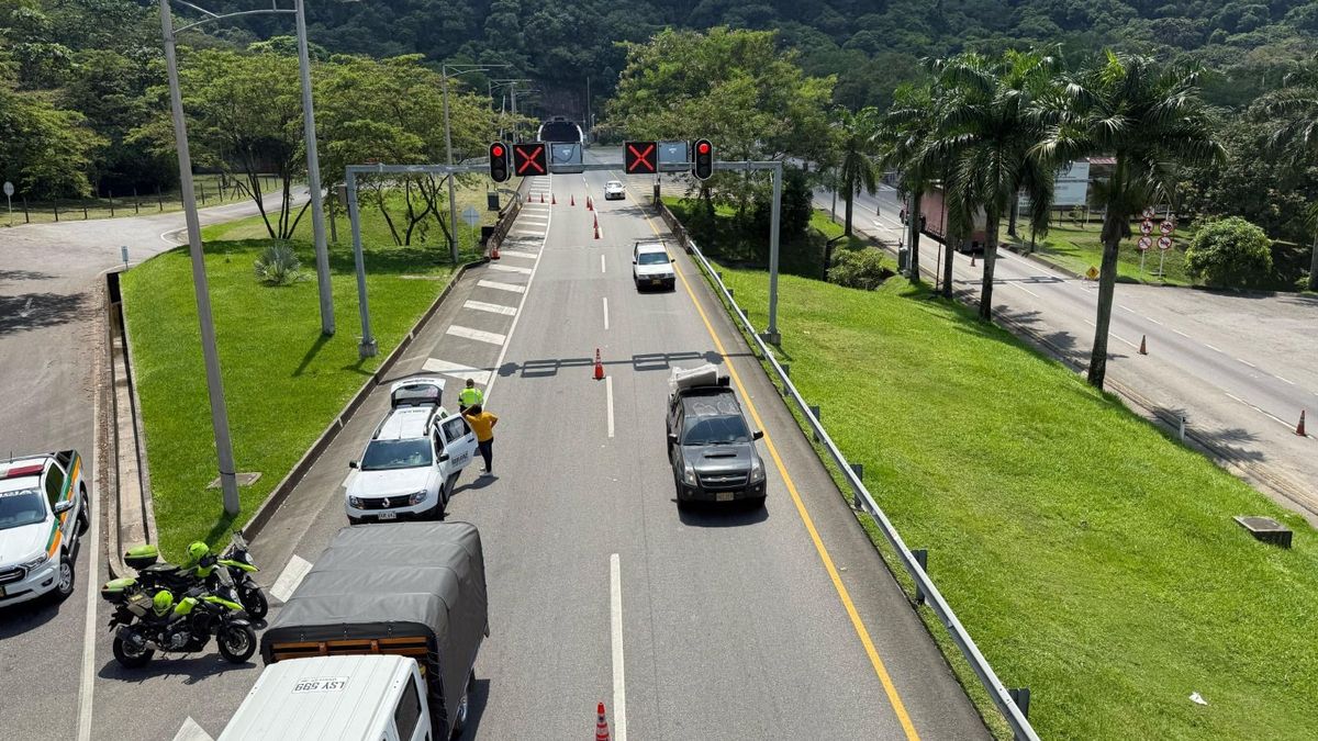Los camioneros piden la apertura total de la vía en el kilómetro 18, con paso en ambos carriles para garantizar la movilidad normal.