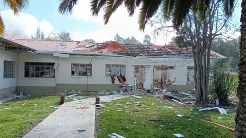 Carrobomba abandonado cerca del Batallón de Tunja