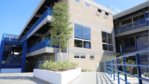 El modelo de infraestructura educativa modular facilita obras en zonas rurales y de difícil acceso.