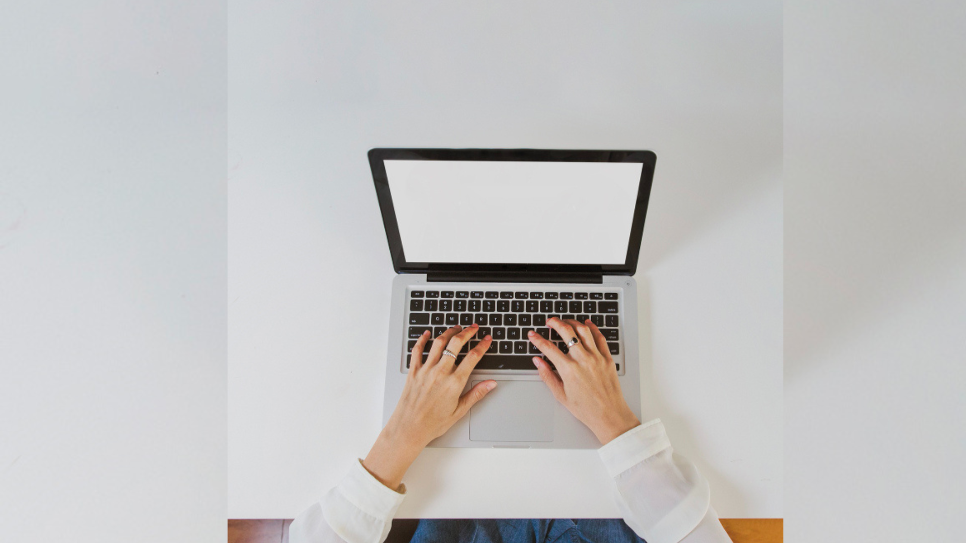 La acumulación de polvo en los ventiladores puede provocar sobrecalentamiento y apagados inesperados del computador.