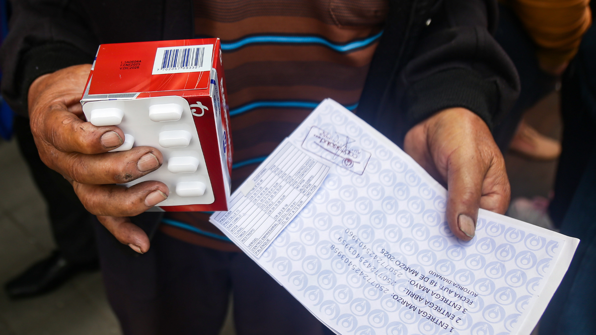 Famisanar asegura que el cambio de operador farmacéutico agilizará la entrega de medicamentos y reducirá tiempos de espera.