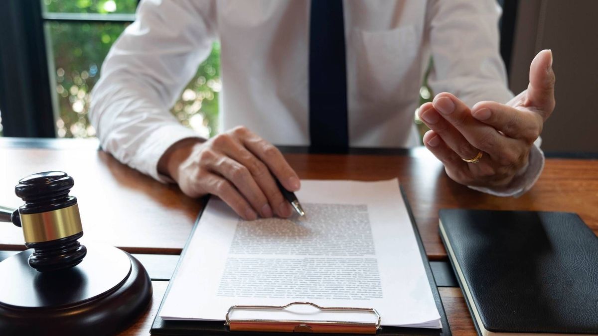 Abogado denuncia irregularidades en tratamiento de transición de género a una joven en Cali