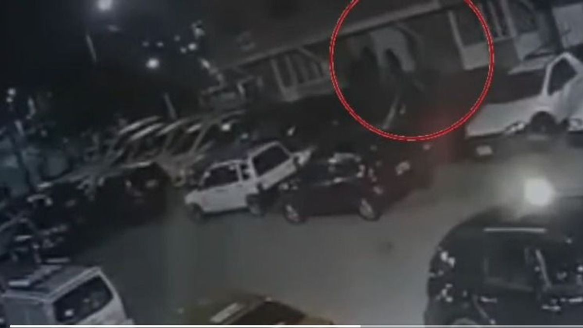 Unidades de la Estación de Policía Ciudad Bolívar desplegaron un plan candado en la zona, que permitió interceptar y capturar en flagrancia a los tres presuntos responsables.