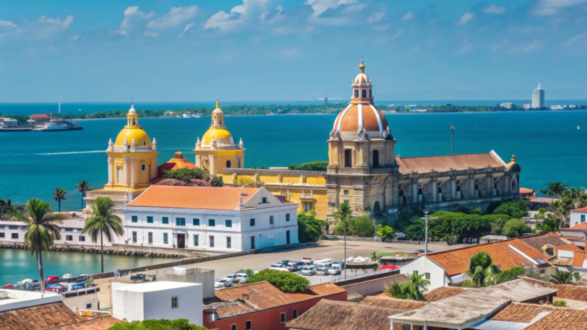Lucho Colombia lleva hace más de dos décadas un parche con la bandera de Cartagena, luego de perder la visión en un ojo.