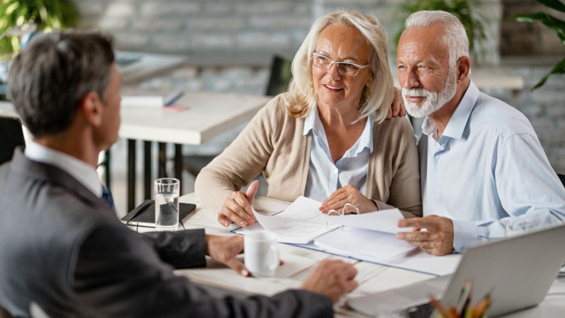 En los fondos privados, la situación cambia, pues no se exige un número mínimo de semanas.