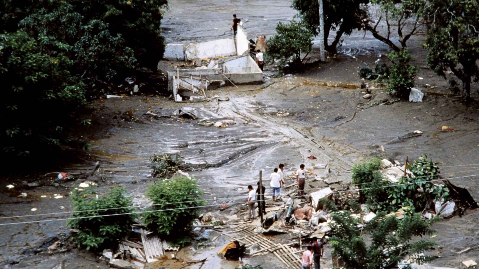 Los observatorios vulcanológicos del país monitorean parámetros sísmicos, térmicos y geoquímicos del Nevado del Ruiz.