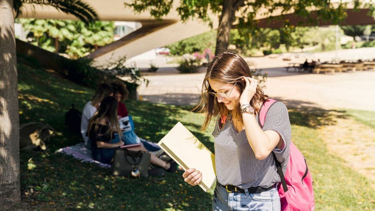 Referencia estudios gratuitos.