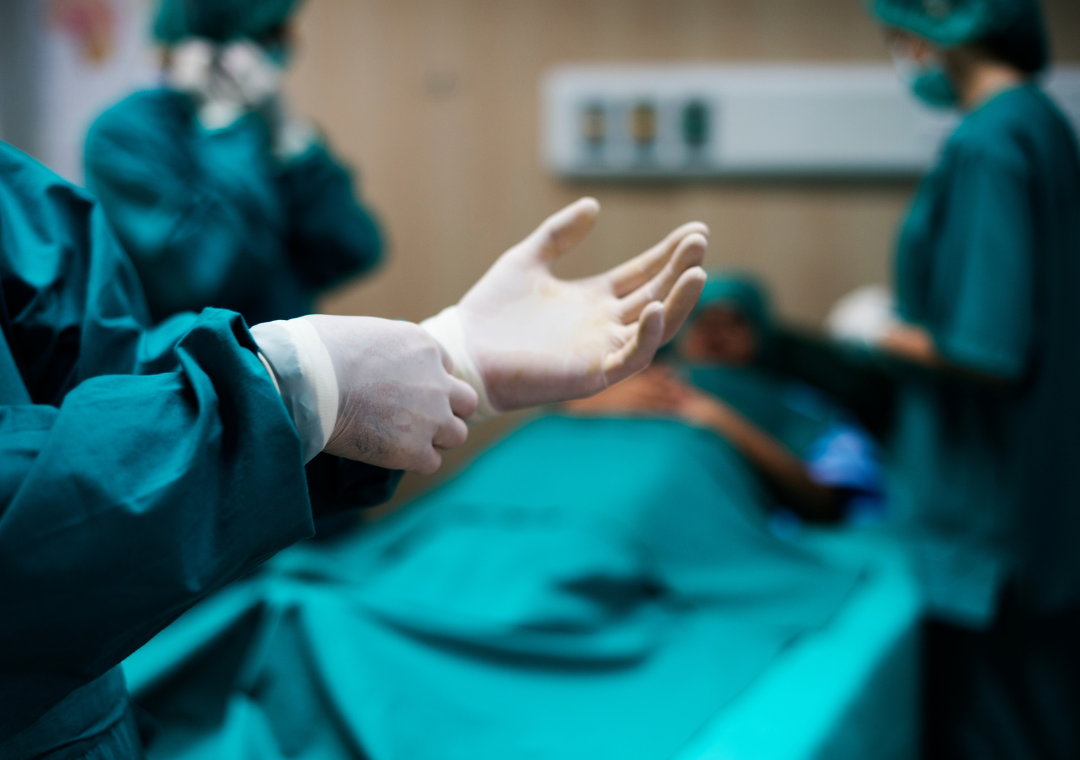 El especialista indicó que la conexión se realiza para que los familiares puedan despedirse.