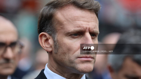 El presidente Emmanuel Macron y la alcaldesa Anne Hidalgo rindieron homenaje a las 132 víctimas de los atentados del 13N en París.
