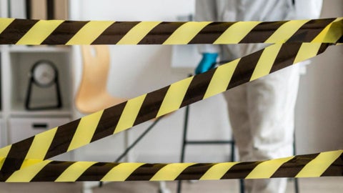 El crimen generó conmoción entre los habitantes y comerciantes de la zona, quienes alertaron de inmediato a las autoridades.