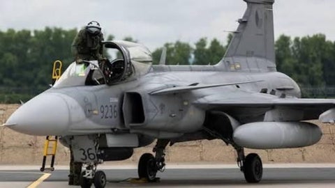 La negociación se cerró luego de que Colombia lograra el aval de los bancos suecos para financiar el pago del contrato.