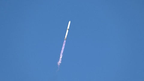 Blue Origin, propiedad del fundador de Amazon Jeff Bezos, lanzó el jueves su cohete New Glenn en una misión de la NASA a Marte.