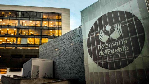 La Defensoría del Pueblo recordó que el reclutamiento de menores es un crimen de guerra