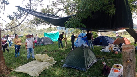 Campesinos se tomaron se tomaron sede de la SAE en Pereira
