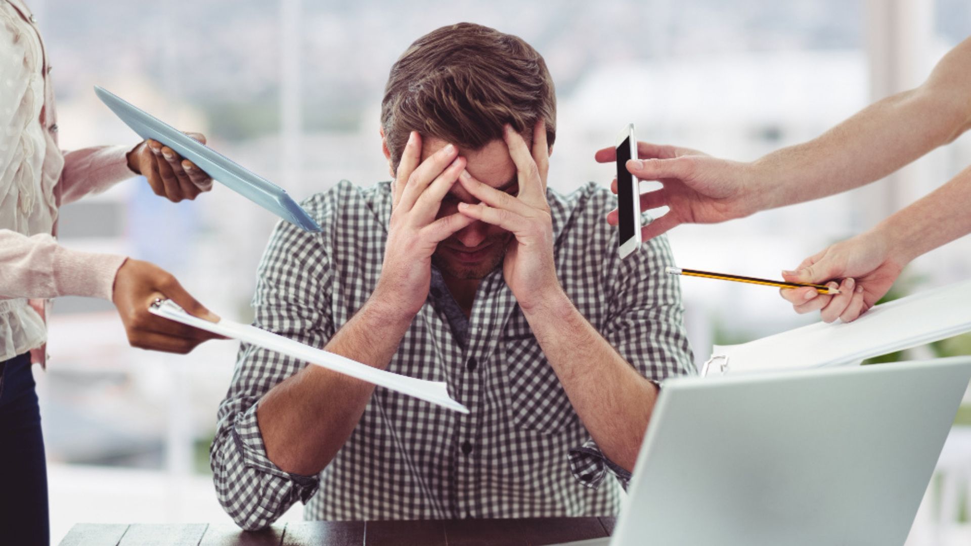 La norma define en el artículo 62 del Código Sustantivo del Trabajo cuáles son las causales de despido con justa causa.