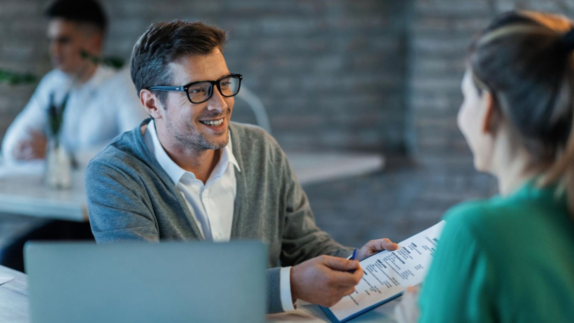 De acuerdo con la presidenta del FNA, Laura Roa Zeidán, el fondo es una de las pocas entidades públicas que acepta este tipo de solicitudes de las personas con reportes, pero, eso sí, tienen una estricta. 