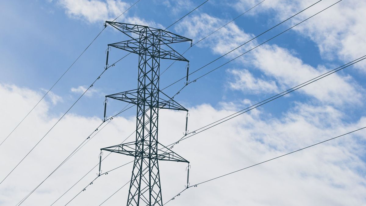 Referencia torre de energía.