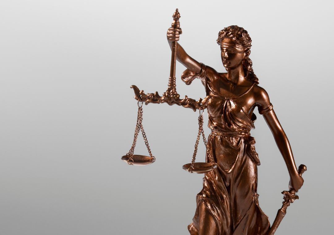 La rama judicial ofrece hasta cuarenta cargos para los interesados.