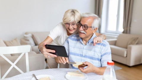 Parte de la estrategia consiste en hacer aportes frecuentes, comenzar lo más temprano posible y mantener disciplina en el proceso.