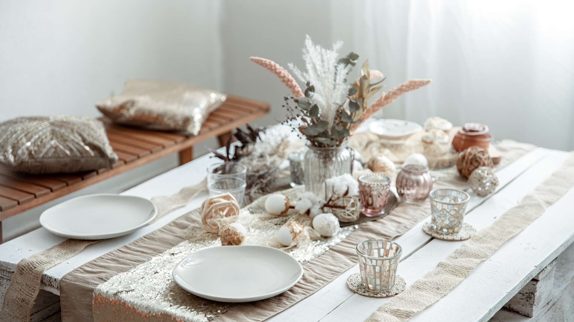 El lino y el algodón se convierten en la base principal de la decoración navideña.