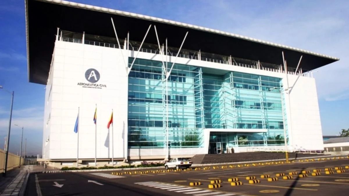 La autoridad aeronáutica colombiana reiteró que la seguridad aérea es un principio “intangible y no negociable”.