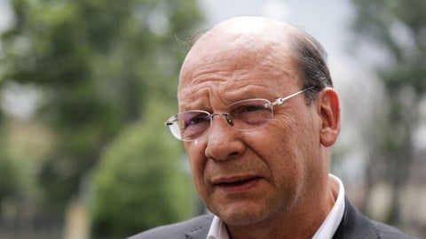 Si el alto funcionario no acata la orden, podría enfrentar una multa de hasta 20 salarios mínimos legales mensuales vigentes.