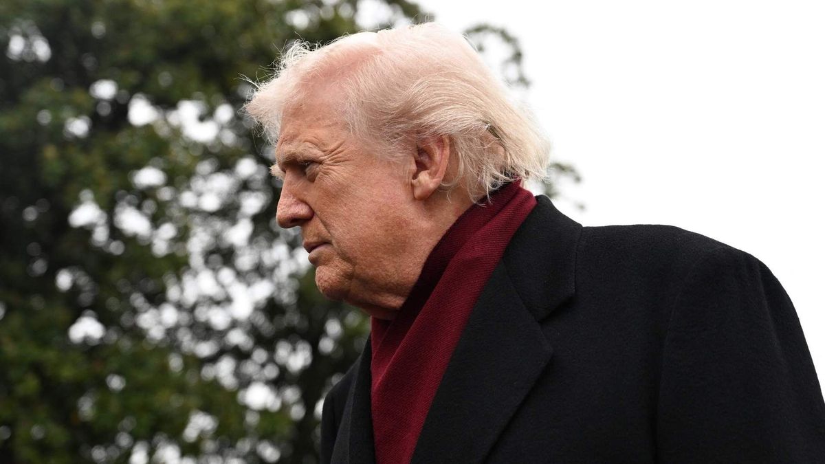 El ayatolá Ali Jamenei, líder supremo de Irán, en medio de nuevas advertencias sobre amenazas a su seguridad.