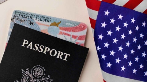La renovación del pasaporte en 2025 puede verse afectada por deudas tributarias certificadas o procesos legales pendientes.