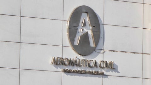 Sede de la Aeronáutica Civil, en Bogotá | Fachada de Aerocivil.