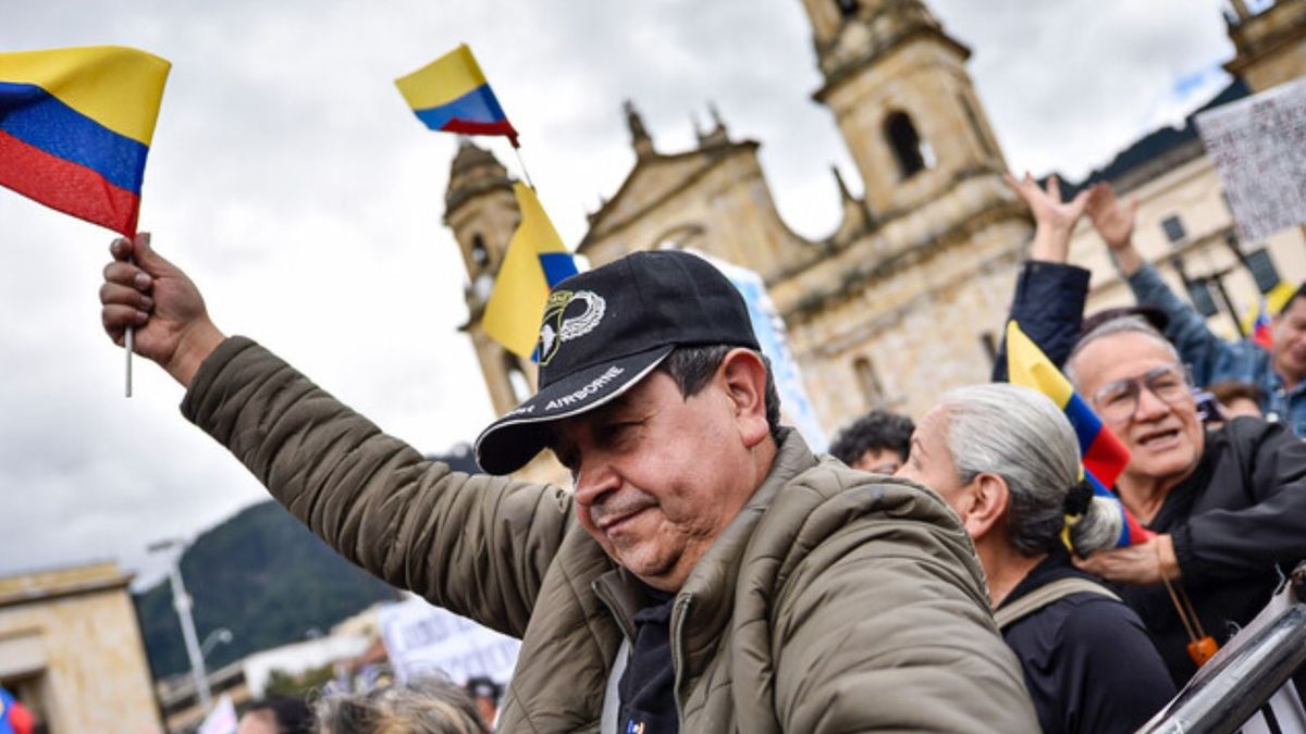 En la tarde de este lunes 24 de noviembre de 2025, la Alcaldía de Bogotá informó a través de sus canales oficiales que varias vías principales de la ciudad podrían presentar alteraciones en la movilidad.