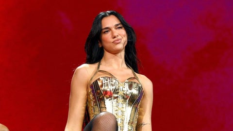 Dua Lipa presentará en Bogotá el Radical Optimism Tour, con repertorio que incluye temas del nuevo álbum y covers elegidos para esta etapa.