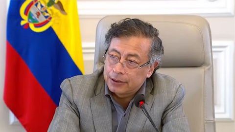 Presidente Petro pide auditoría forense de chats de las disidencias.