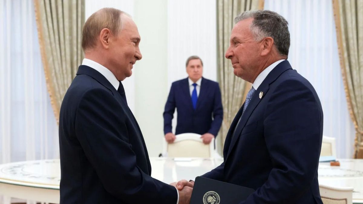 El presidente de Rusia, Vladimir Putin recibe al enviado especial de Estados Unidos, Steve Witkoff.