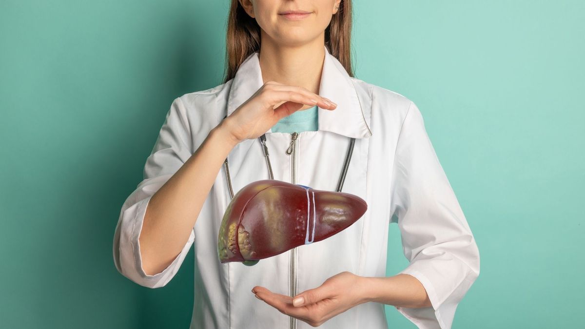 El magnesio podría influir en procesos inflamatorios y metabólicos vinculados al desarrollo del hígado graso, según un análisis del NIH.