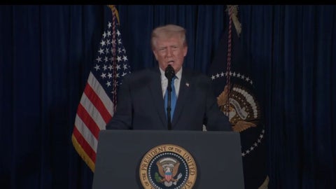 Anuncia fuertes medidas migratorias para ciudadanos afganos.