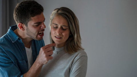 El cerebro puede generar adicción al drama en relaciones tóxicas.