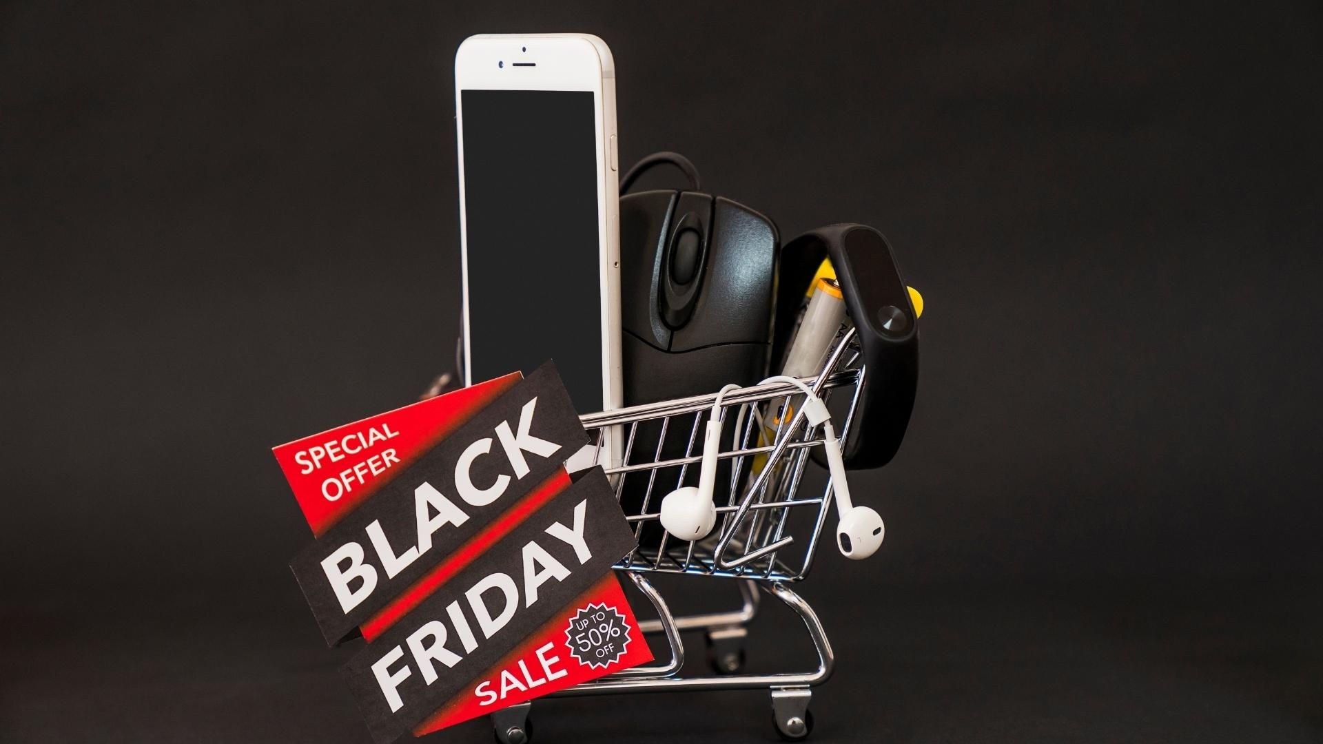 Black Friday, día de compras masivas, nació como apodo policial por caos en Filadelfia, no por ganancias comerciales.