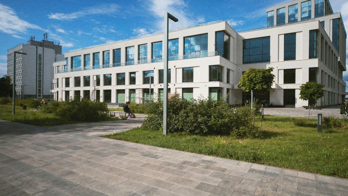 La universidad pública superó a la privada en estas medidas.