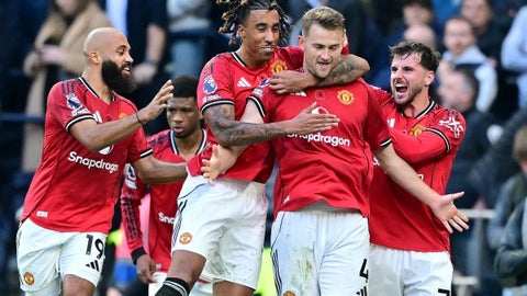 Manchester United: a puertas de fichar a joven jugador colombiano por un millón de dolares