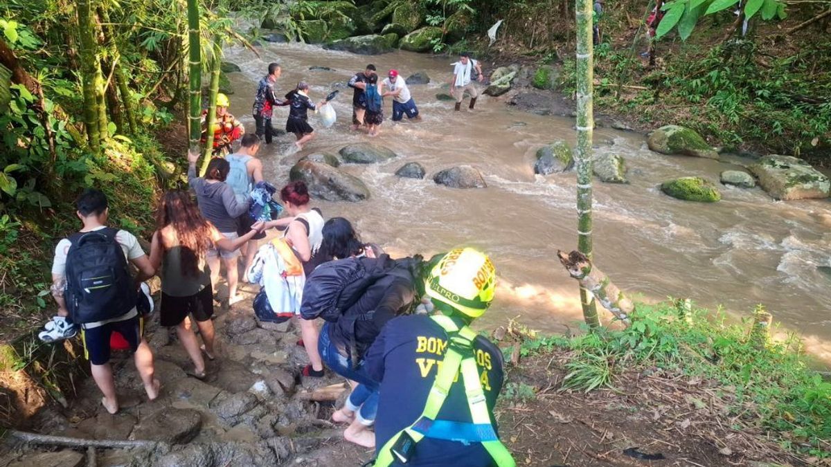 Las inundaciones dejan decenas de afectados.
