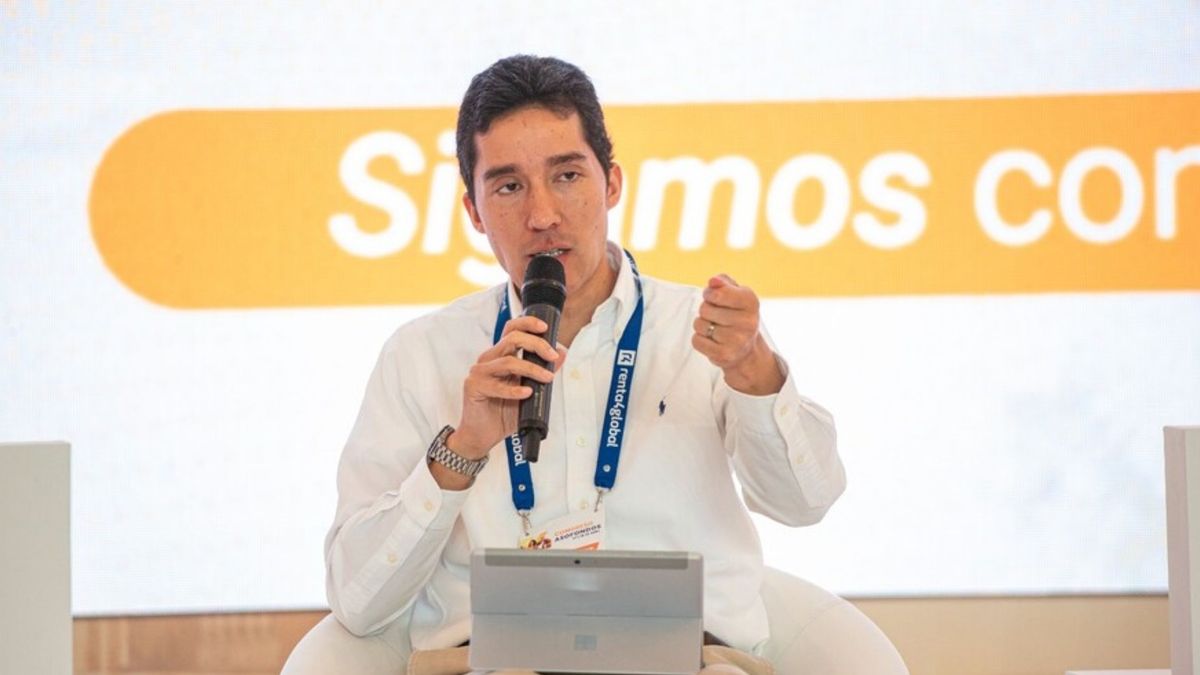 La iniciativa implicaría una reestructuración de la política social para mejorar la focalización y el impacto en la pobreza.