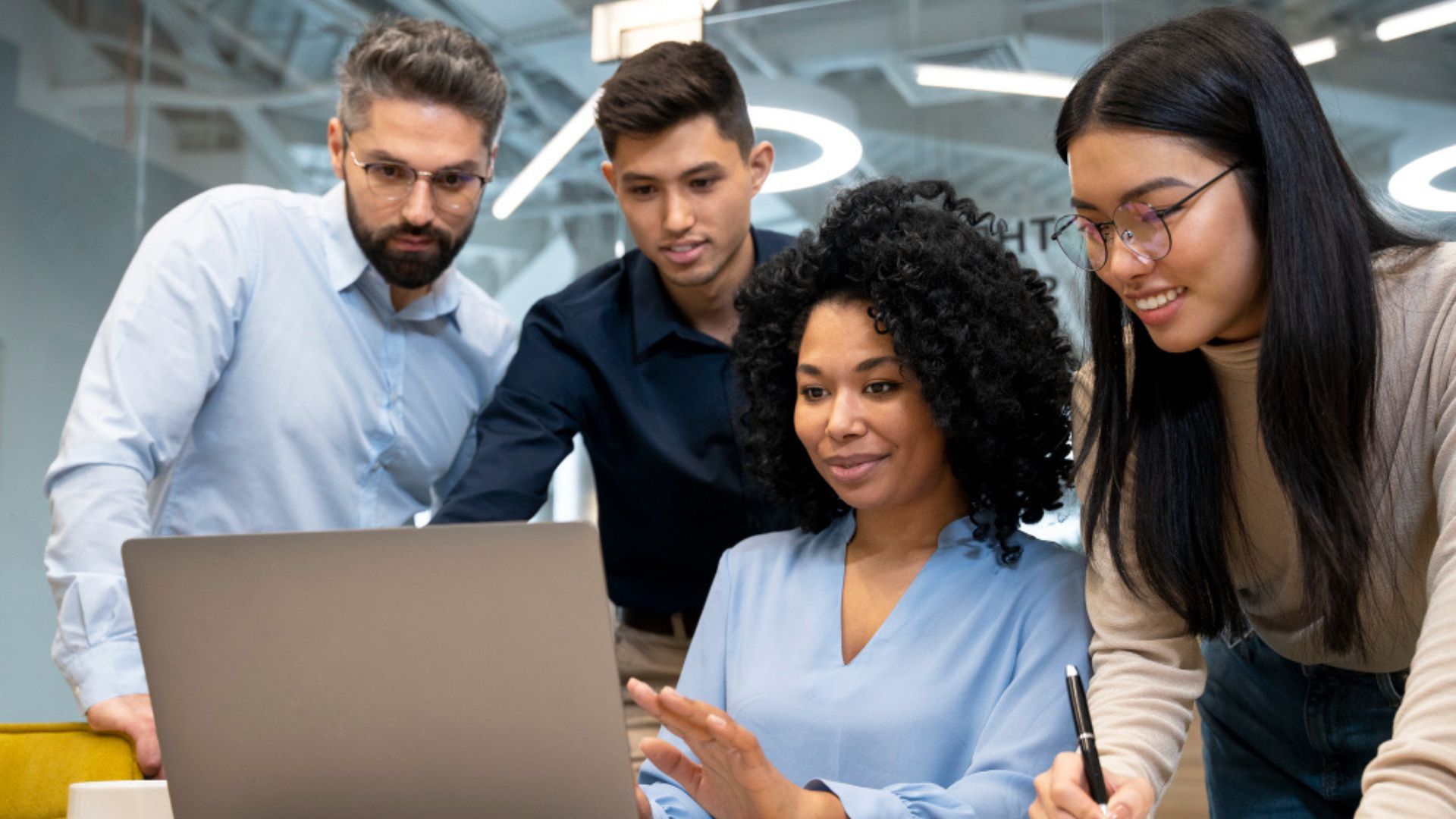 La reforma laboral también aborda los contratos que existen en Colombia.