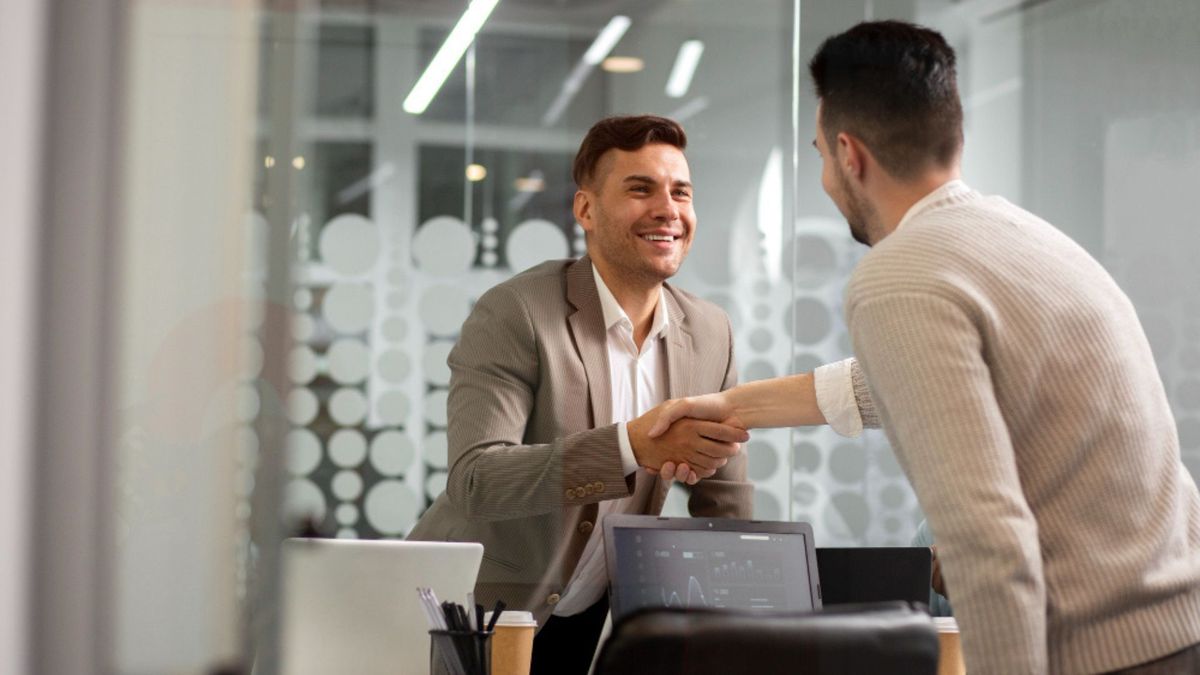 En diálogo con La FM, Acoset afirmó que la temporada navideña enfrenta una amenaza directa.