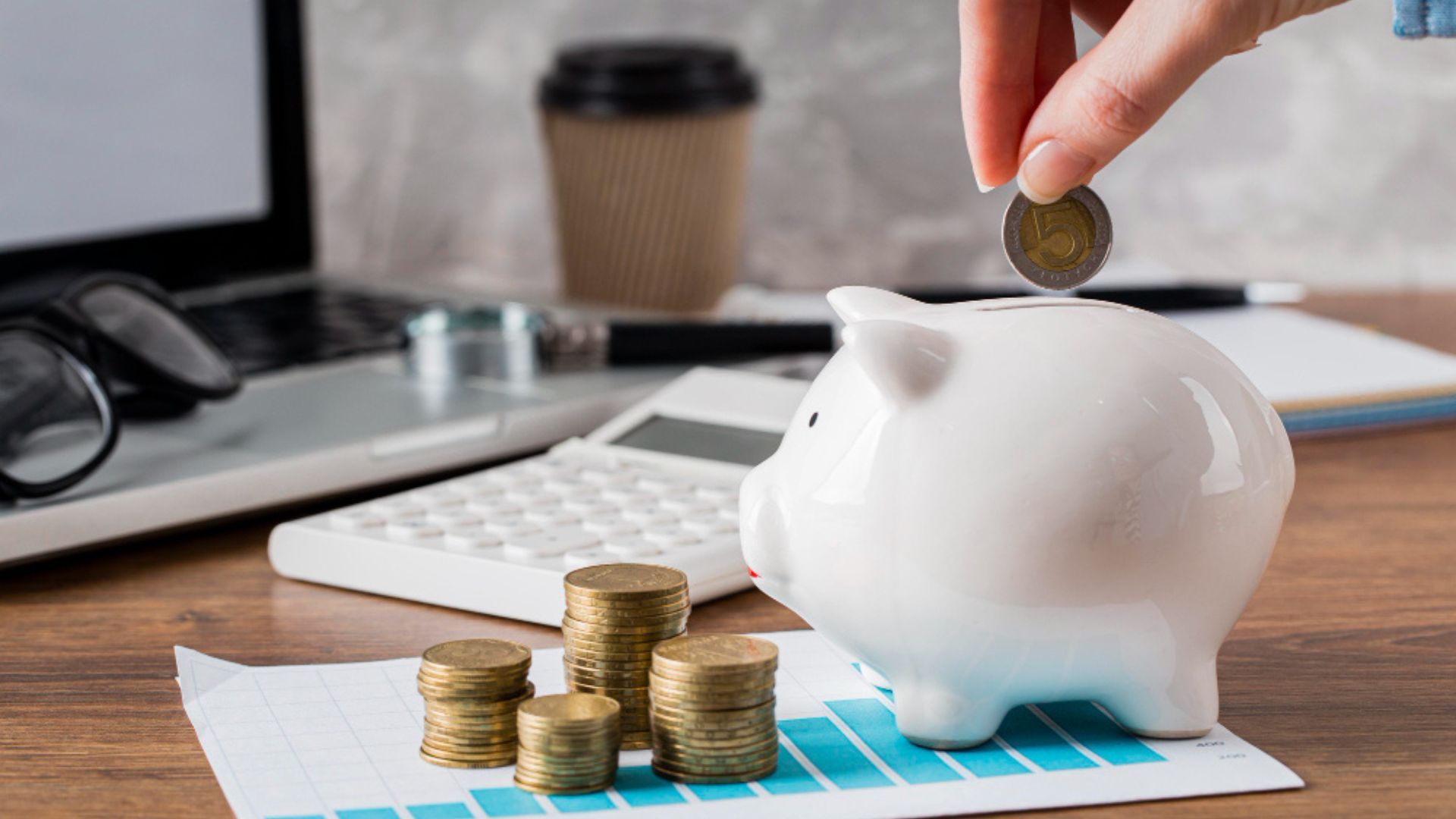 Mientras el cálculo para los pensionados es claro, el aumento del salario mínimo aún dependerá de lo que se decida en las mesas de concertación.